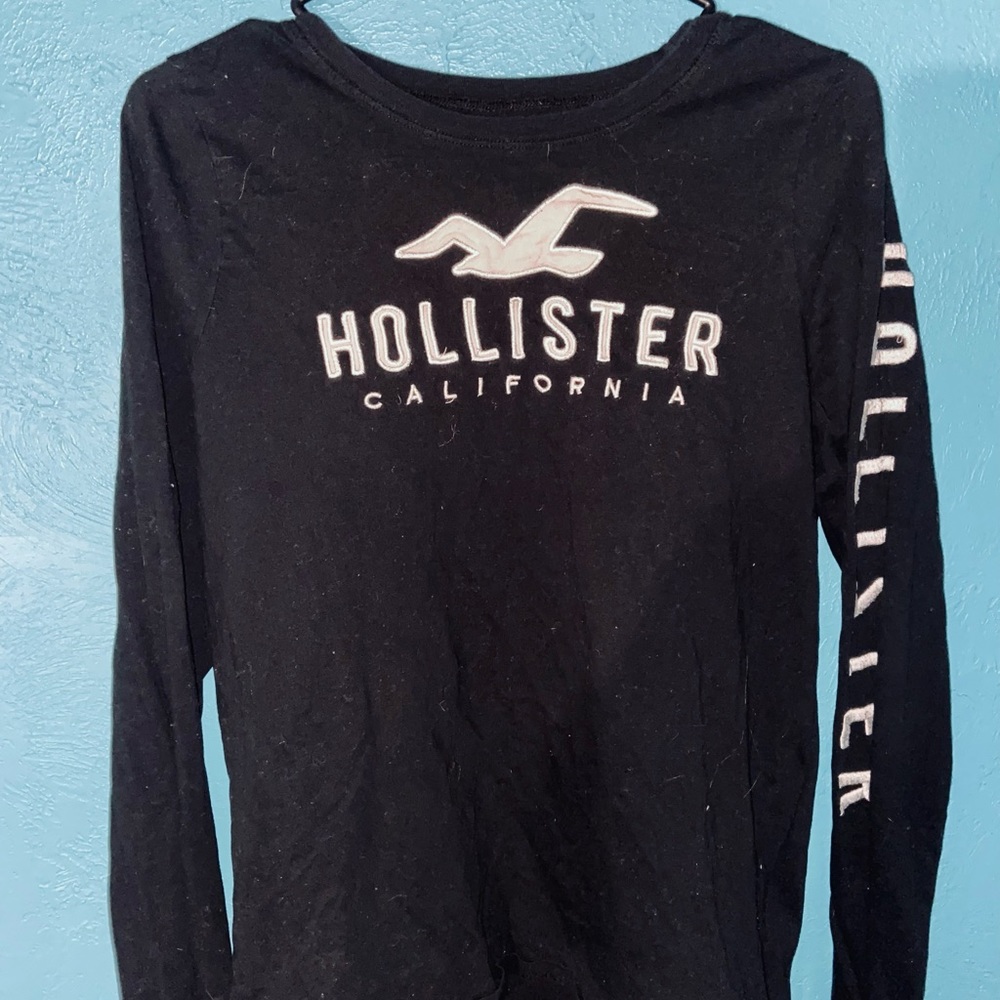 Black and white long sleeve Hollister shirt